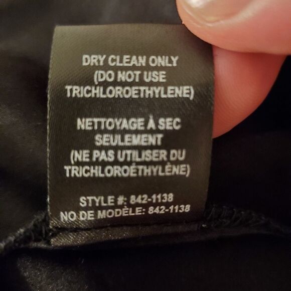 Nanette Lepore Ruffled Silk Blouse in Black - NEW - Picture 10 of 10